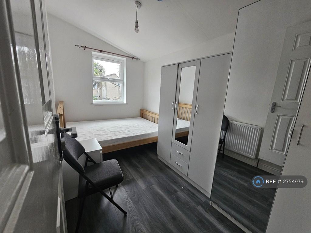 Room 5