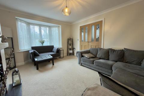5 bedroom semi-detached house for sale, Saxon Grange, Sherburn In Elmet, Leeds