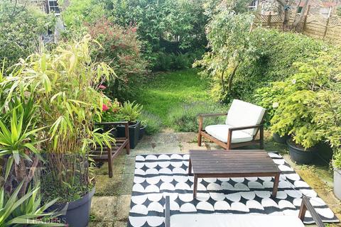 2 bedroom house to rent, Sandgate Road, Brighton, East Sussex, BN1
