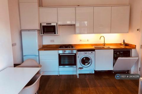 2 bedroom flat to rent, Acre Road, Kingston Upon Thames, KT2