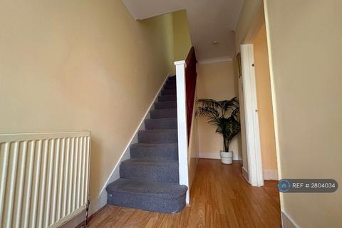 undefined, Vale Road, Sutton, SM1