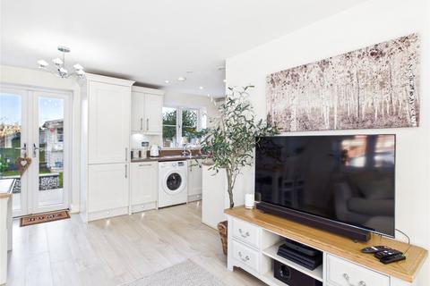 2 bedroom end of terrace house for sale, Dorset Square, Lawford, Manningtree, Essex, CO11