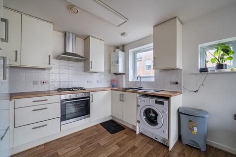 undefined, Selby Place, Shirley, Southampton, Hampshire, SO15