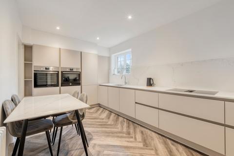 undefined, Peaches Close, Sutton SM2