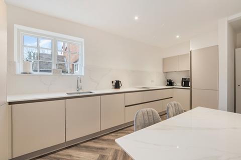 undefined, Peaches Close, Sutton SM2
