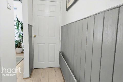2 bedroom terraced house for sale, Hollybush Street Plaistow, London