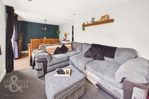 3 bedroom semi-detached house for sale, Ives Road, Old Catton, Norwich