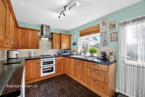 undefined, Rochester Avenue, Feltham