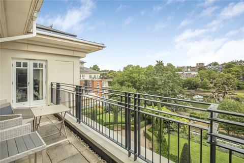 4 bedroom penthouse for sale, Richmond Bridge, East Twickenham, TW1