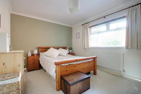 undefined, The Orchards, Longfield Road