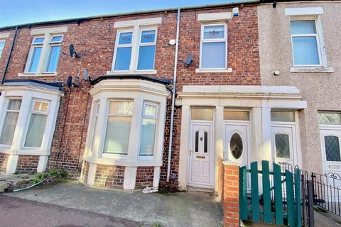 2 bedroom apartment to rent, Station Road, Bill Quay, Gateshead