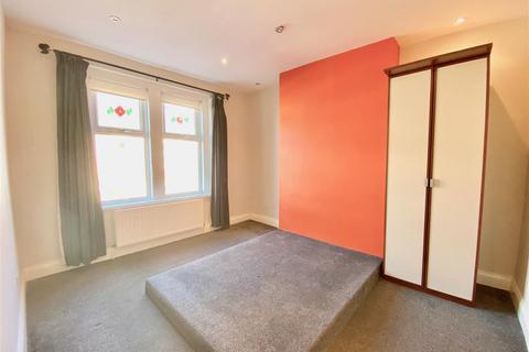 2 bedroom apartment to rent, Station Road, Bill Quay, Gateshead