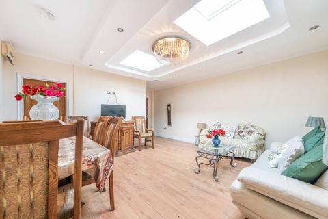 1 bedroom flat to rent, Peter Avenue, Willesden Green, London, NW10