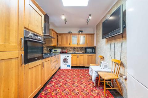 undefined, Peter Avenue, Willesden Green, London, NW10