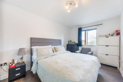 1 bedroom flat for sale, Station Parade, Willesden Green, London, NW2