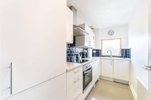 1 bedroom flat for sale, Station Parade, Willesden Green, London, NW2