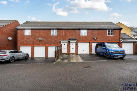 2 bedroom coach house for sale, Dinton Close, Redhouse, Swindon, SN25