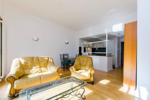 2 bedroom flat to rent, Mile End Road, Whitechapel, London, E1