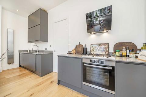 1 bedroom flat to rent, Alexander Street, London W2