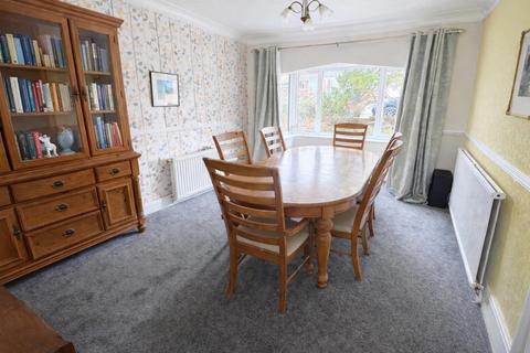 3 bedroom bungalow for sale, St. Thomas's Road, Lancashire BB4