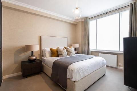 3 bedroom apartment to rent, Hill Street, Mayfair W1