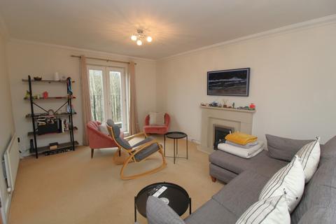 4 bedroom end of terrace house to rent, Sawyers Grove, CM15