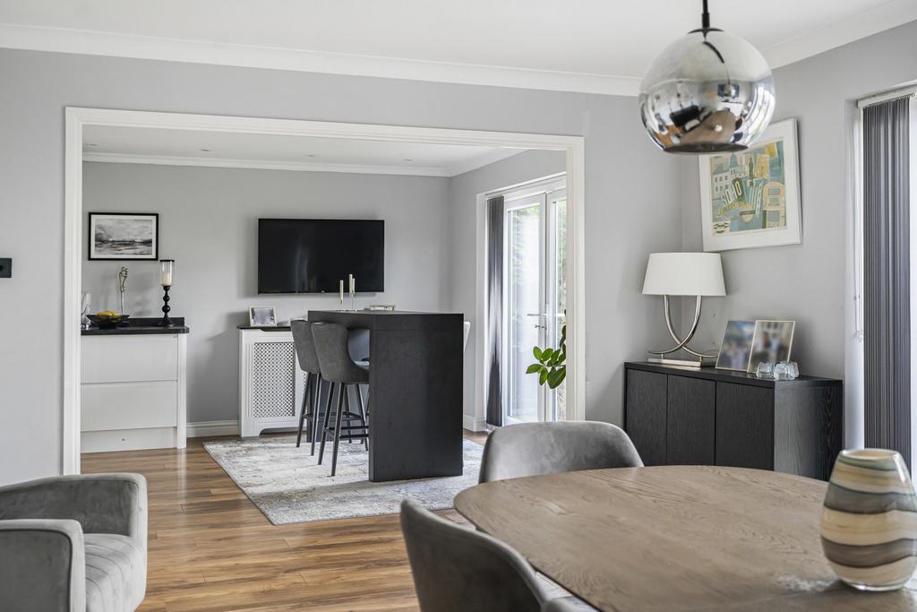 Breakfast Bar