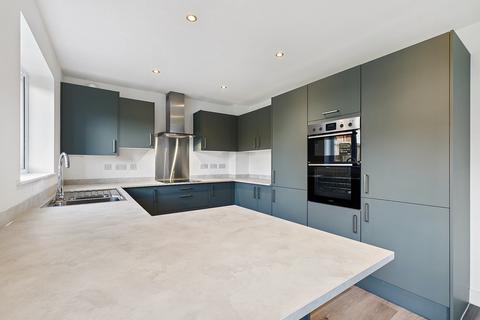 undefined, Nancy Meadows, Kendal LA9
