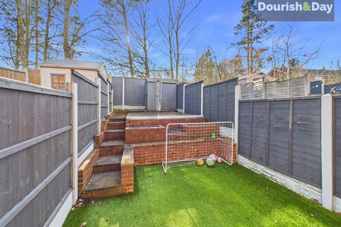 2 bedroom terraced house for sale, Armstrong Avenue, Stafford ST16