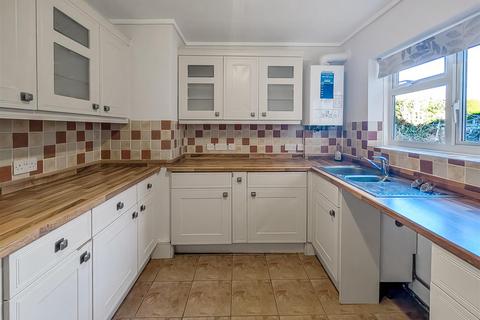 2 bedroom maisonette to rent, Britannia Crescent, Wivenhoe, Colchester