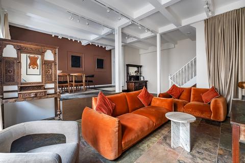 undefined, Petersham Place London SW7