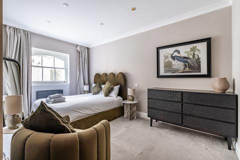 undefined, Petersham Place London SW7