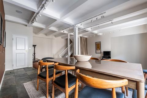 undefined, Petersham Place London SW7
