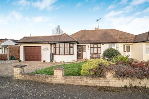 3 bedroom semi-detached bungalow for sale, Courtland Avenue, London