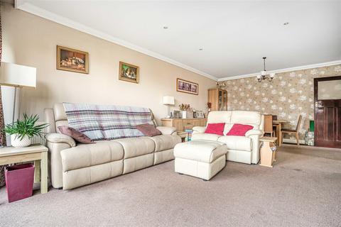 3 bedroom semi-detached bungalow for sale, Courtland Avenue, London