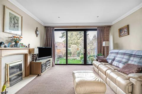3 bedroom semi-detached bungalow for sale, Courtland Avenue, London