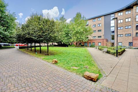 2 bedroom apartment for sale, Hawkins Court, Huntingdon, Cambridgeshire.