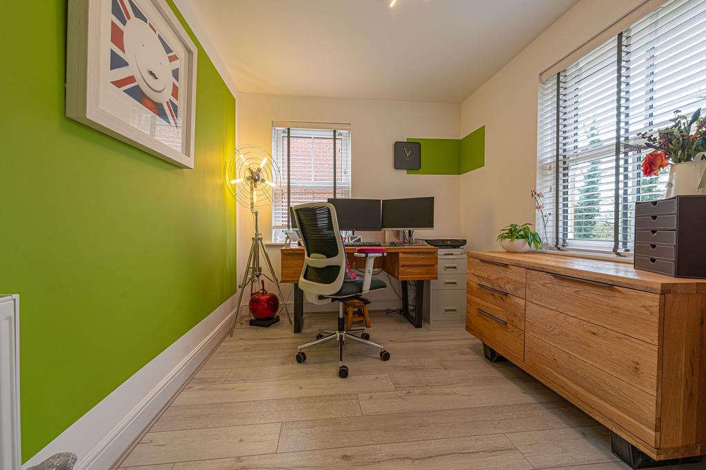 Snug/Office
