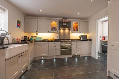 undefined, Commodore Lane, Llanyravon, NP44