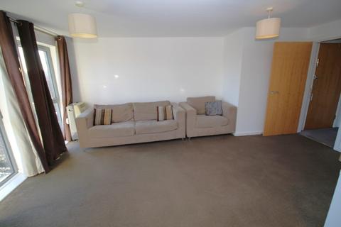 2 bedroom flat to rent, 1c Elmira Way, Salford, M5