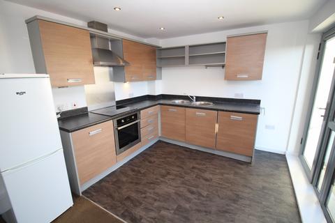 2 bedroom flat to rent, 1c Elmira Way, Salford, M5