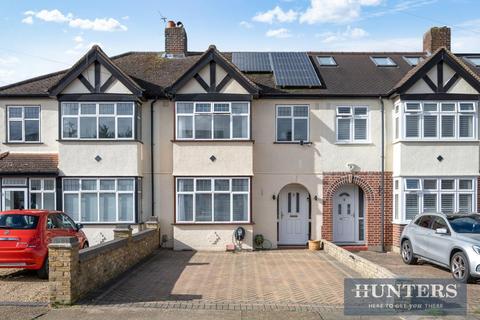Elmstead Gardens, Worcester Park