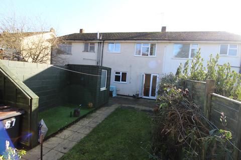 3 bedroom terraced house to rent, Clive Road, Highcliffe, BH23