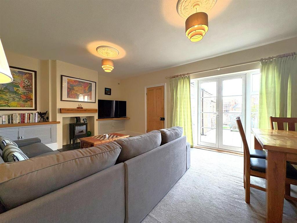 Living/Dining Room