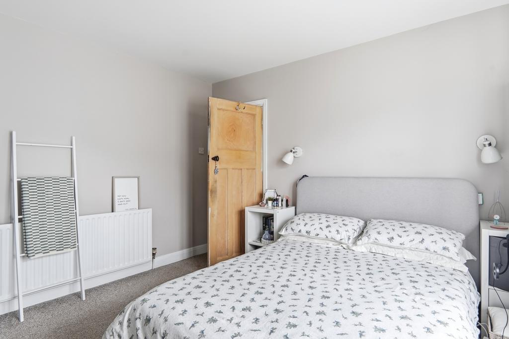 Leedsandbradfordroad014
