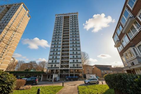 1 bedroom flat for sale, Flat 34 West Point, Avondale Square, Bermondsey, London, SE1 5NY