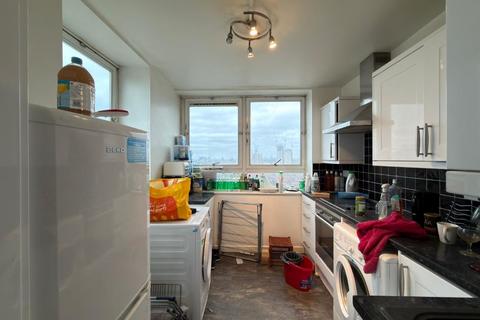 1 bedroom flat for sale, Flat 34 West Point, Avondale Square, Bermondsey, London, SE1 5NY