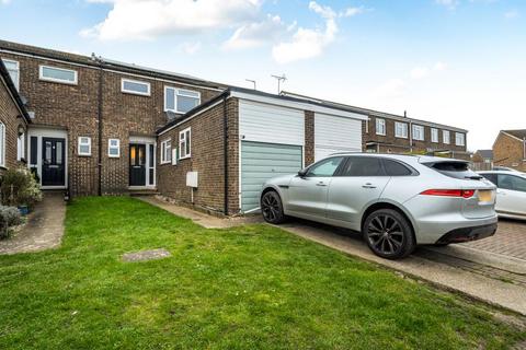 Lambert Walk,  Thame,  OX9
