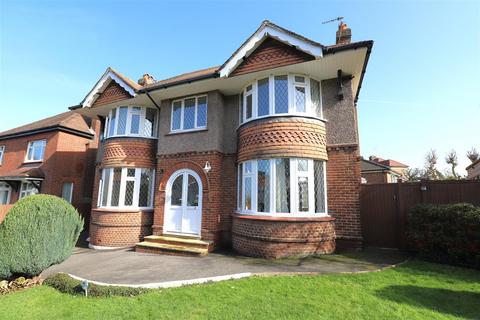 4 bedroom detached house for sale, Loose Road, Maidstone