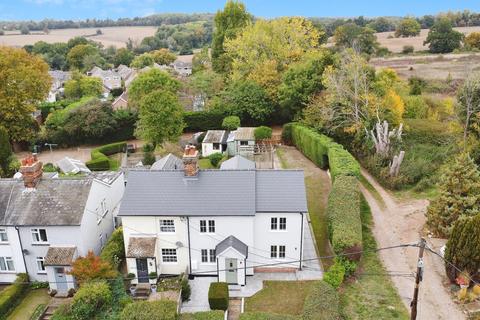 4 bedroom cottage for sale, Church Street, Colne Engaine, Colchester